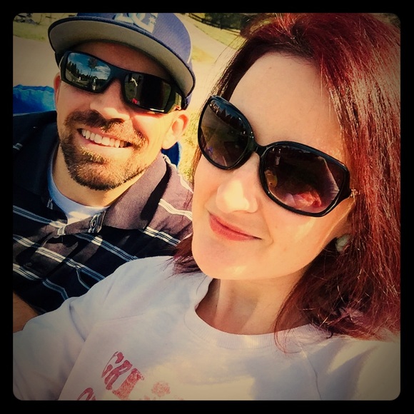 Meet your Posher, Courtney - Picture 1 of 1